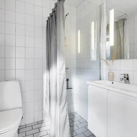 6833-allinge-brinkevej-6-g-lejl-45 Apartment *